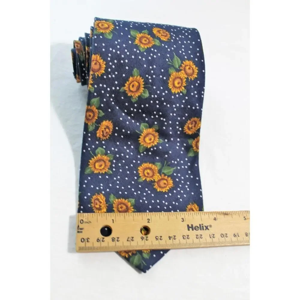 Vintage TANGO by Max Raab Cotton Floral Necktie, Sunflowers on Blue, 3.75 X 56